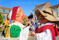 Steenvoorde (F) - Ducasse de Géants portés - 40ème anniversaire des Amis de Gambrinus et 35 ans de la Géante Belle-Hélène : Le Cortège (07/06/2015)